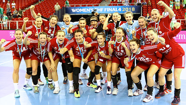 Junior válogatott meccsek a Kiss Szilárd Sportcsarnokban