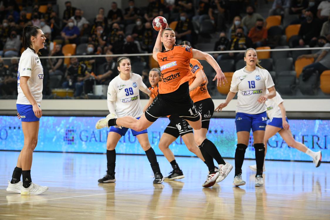 Hétgólos hátrányból fordítottunk